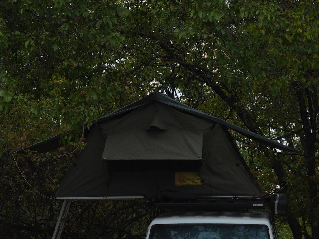 Eezi-Awn Series 3 Roof Top Tent – Equipt Expedition Outfitters